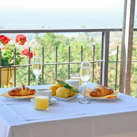 Farm stay Sant'anna Sanremo