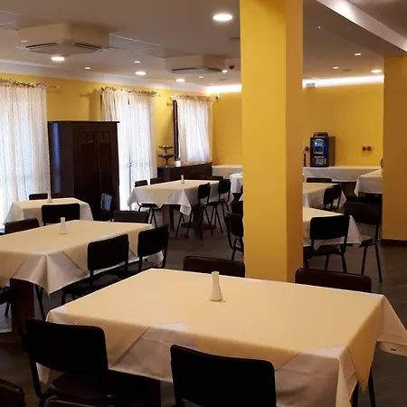 Sant'anna 农家乐 *